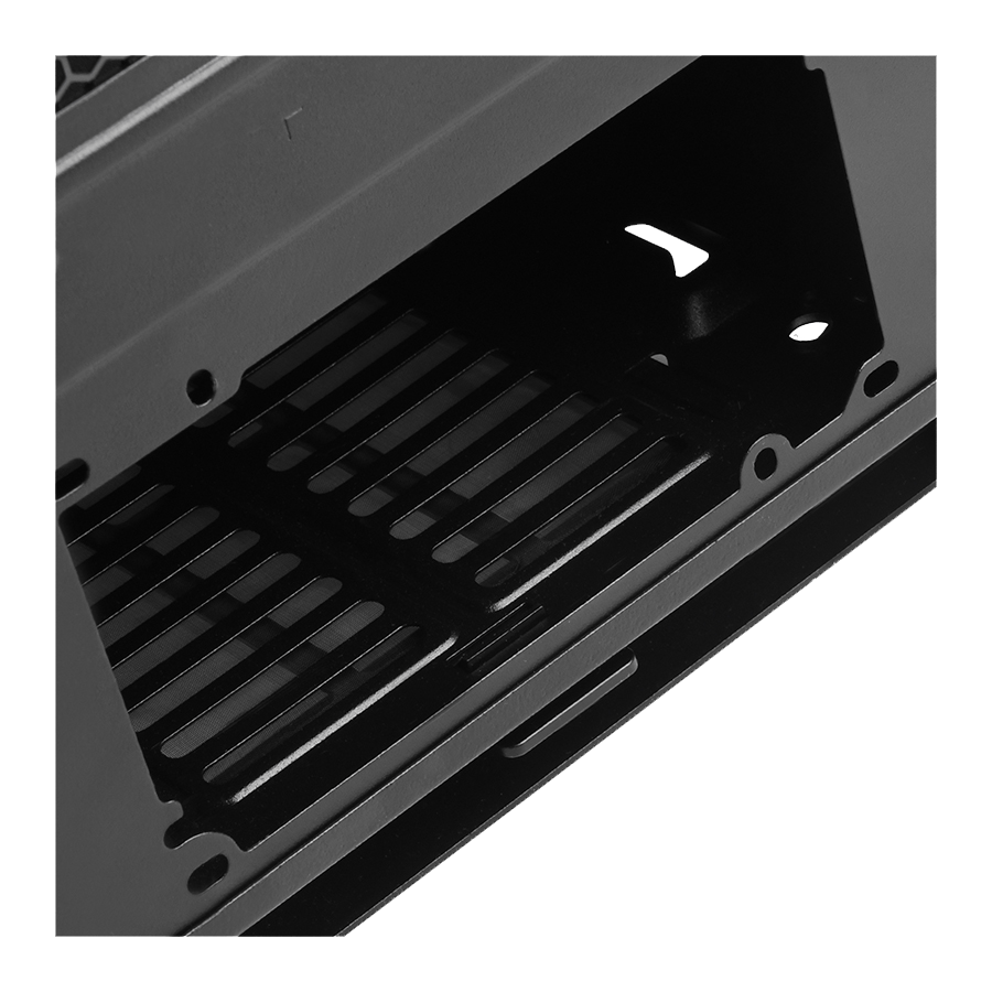 SilverStone PM02 — Close-up 7
