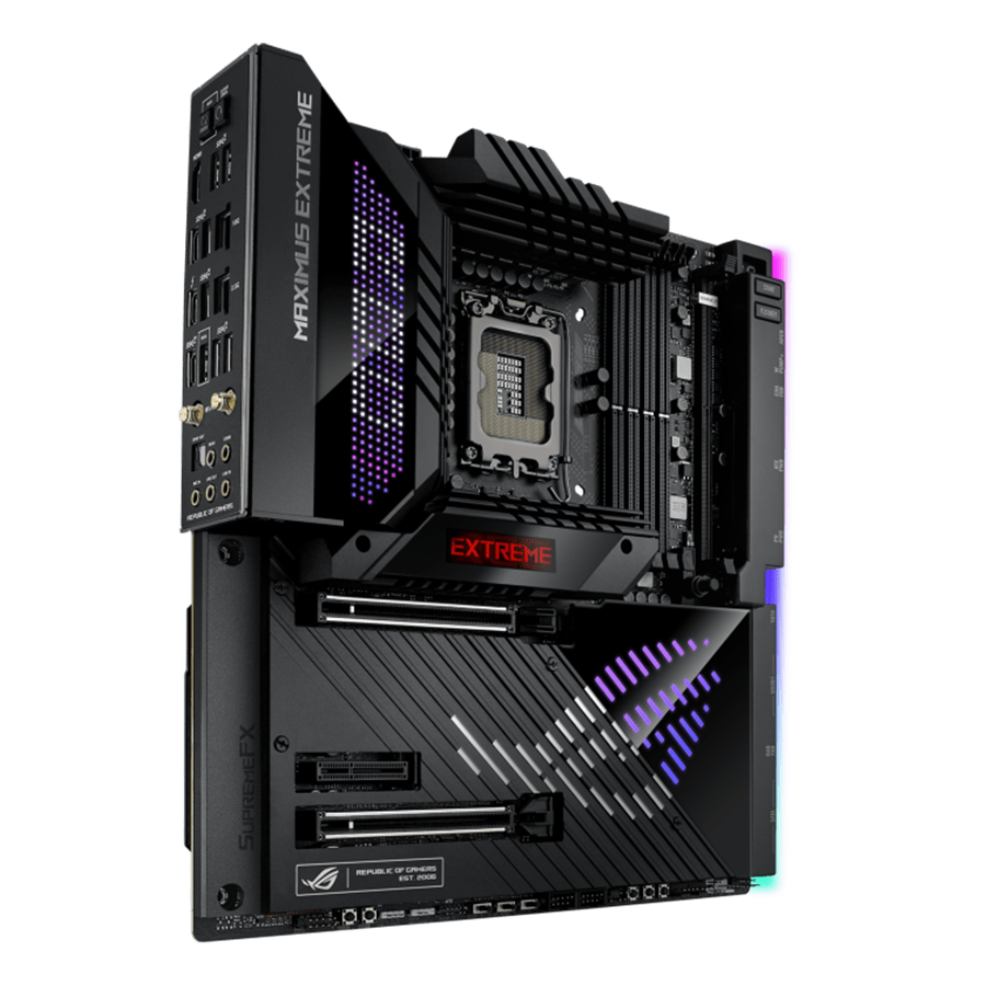 ASUS Motherboard ROG MAXIMUS Z790 EXTREME — Close-up 4