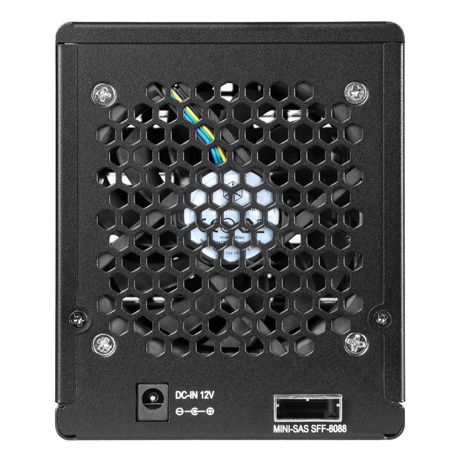 ذخیره ساز تحت شبکه سیلوراستون TS421S — نمای نزدیک 3