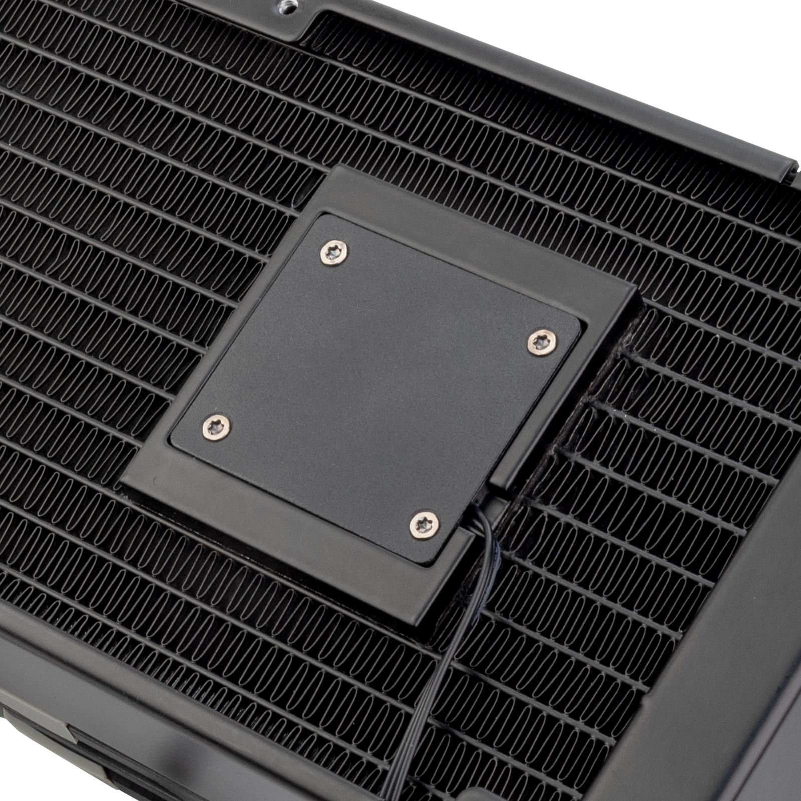 Liquid Cooler SilverStone XE360PDD — Close-up 6